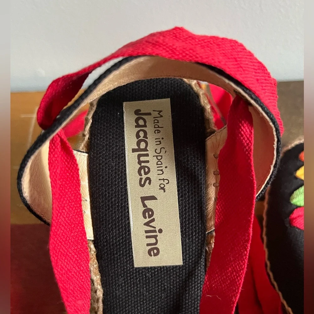 NEW Jacques Levine Ankle Wrap Black Espadrille Sandals. Size 7.